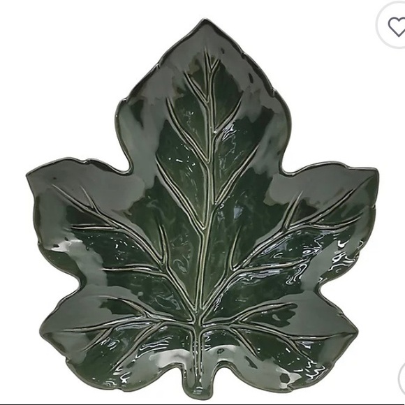 🍁 New! Bring the Outdoors in with these Charming Leaf Design Kitchen Towels🍃 - Picture 5 of 6